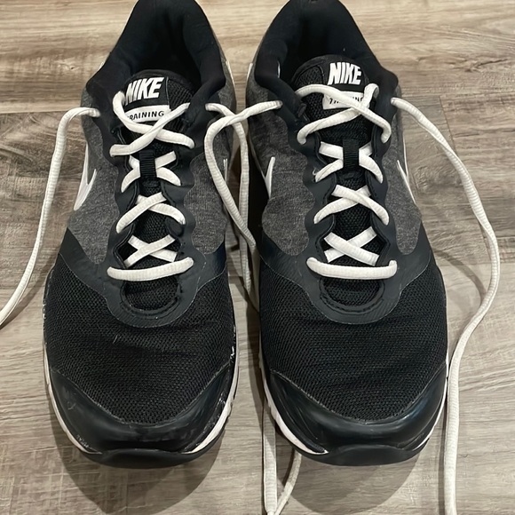 Nike Training Shoes - Picture 1 of 7
